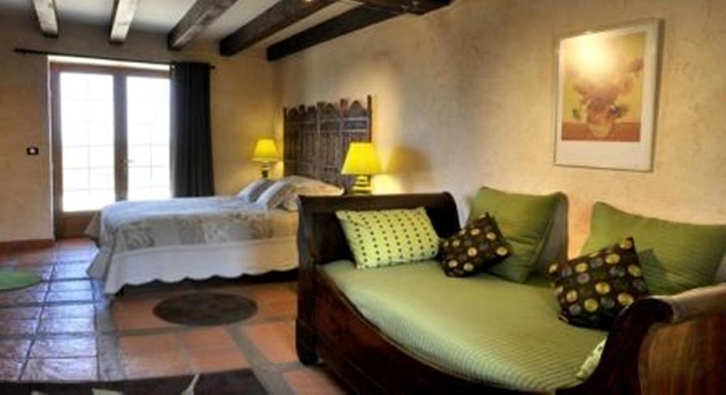 Chateau De Larre Otel Chatres-sur-Cher Oda fotoğraf